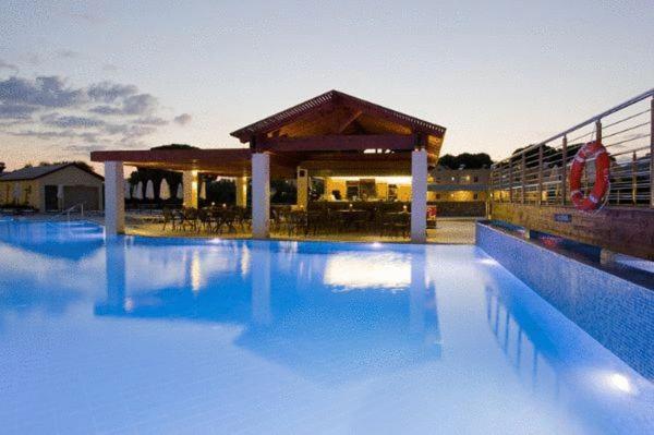 Island Blue Hotel Pefki  Luaran gambar